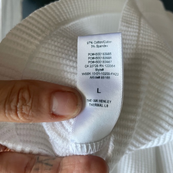 Denim Forum 97% Cotton Waffle Knit Longsleeve Tee - Picture 3 of 3